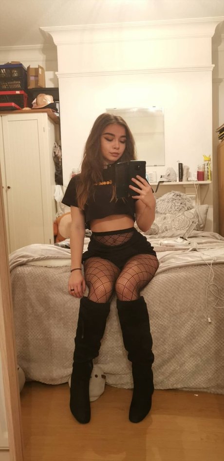 Csillabu star porn archive