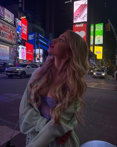 Linabmn erotic pornstar picture