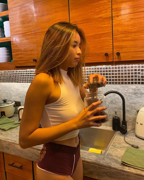 Alexis Corbi top actress gallery