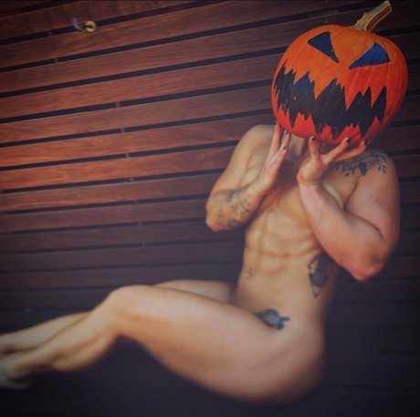 Dani Speegle model free pic