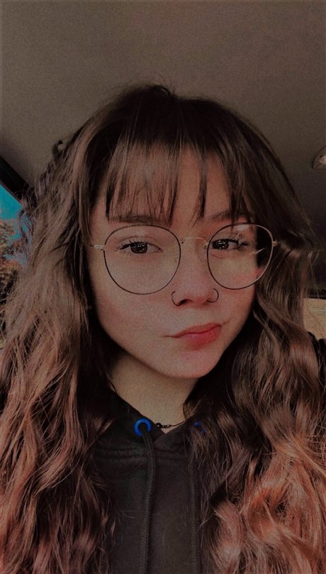 Sxvsy porn model pictures