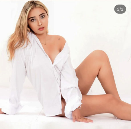 crossdresser onlyfans erotic picture