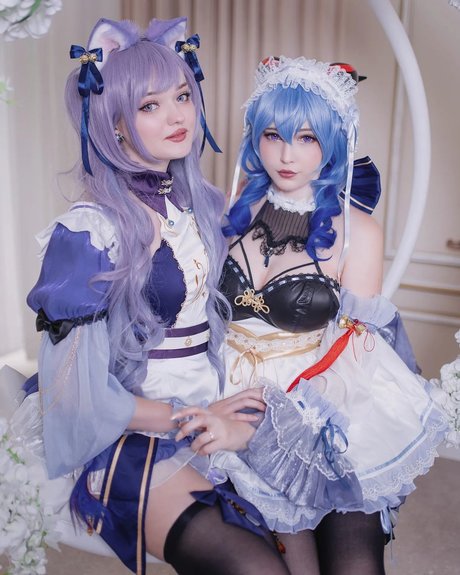 Zaiichiik Jess model naked gallery