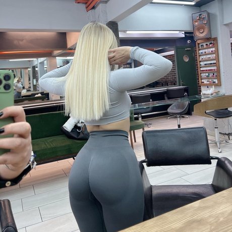 Gizem Bagdacicek erotic model photos