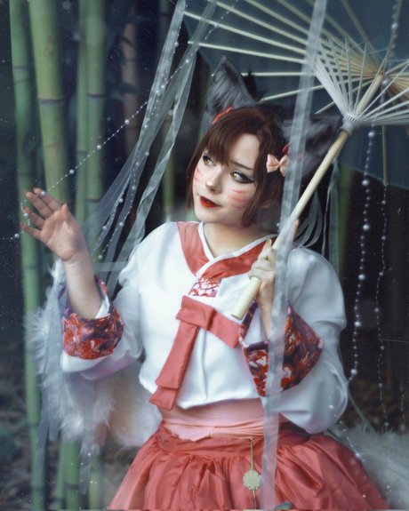 Little Giuli beautiful actress pictures