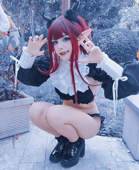 Little Giuli model perfect picture