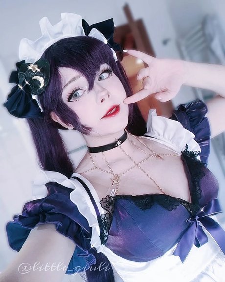 Little Giuli model sexy pic