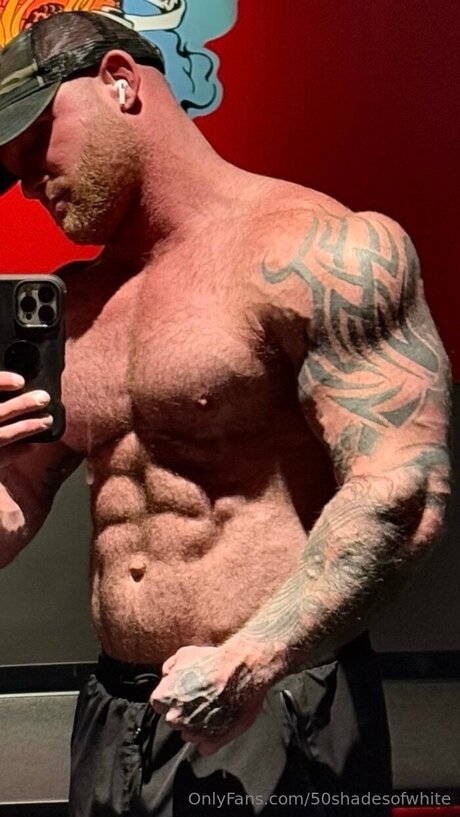 pregnant asian onlyfans nude pic