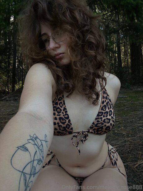 Melody Rose888 model high quality pic