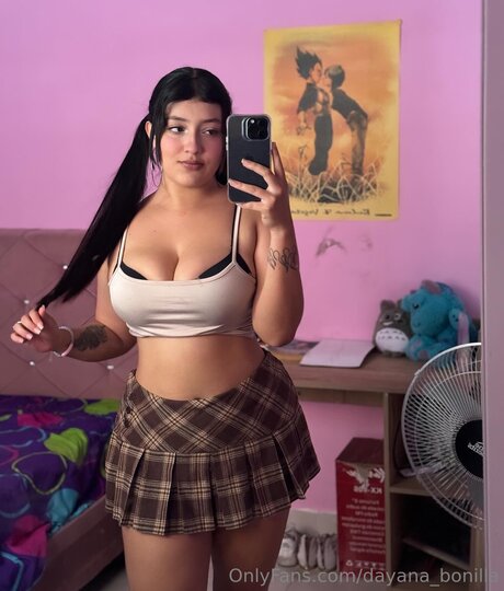 Dayana Bonilla model nude gallery