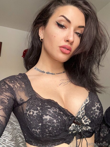 Lola Lu Vip star sexy picture