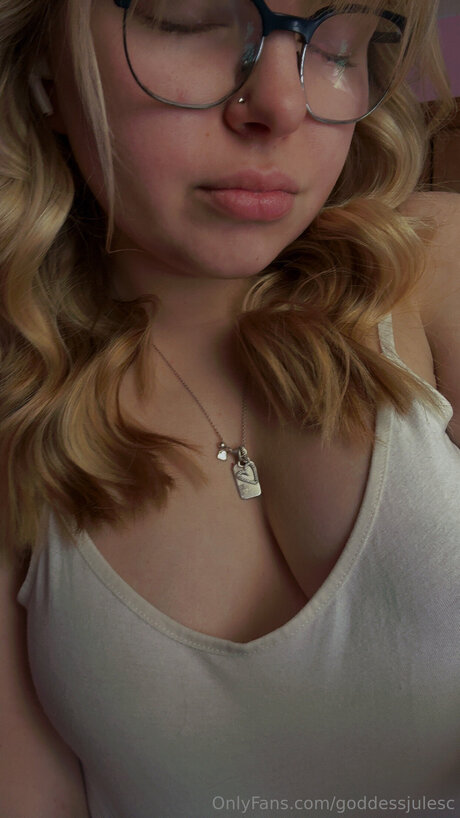 Goddessjulesc adult model photos