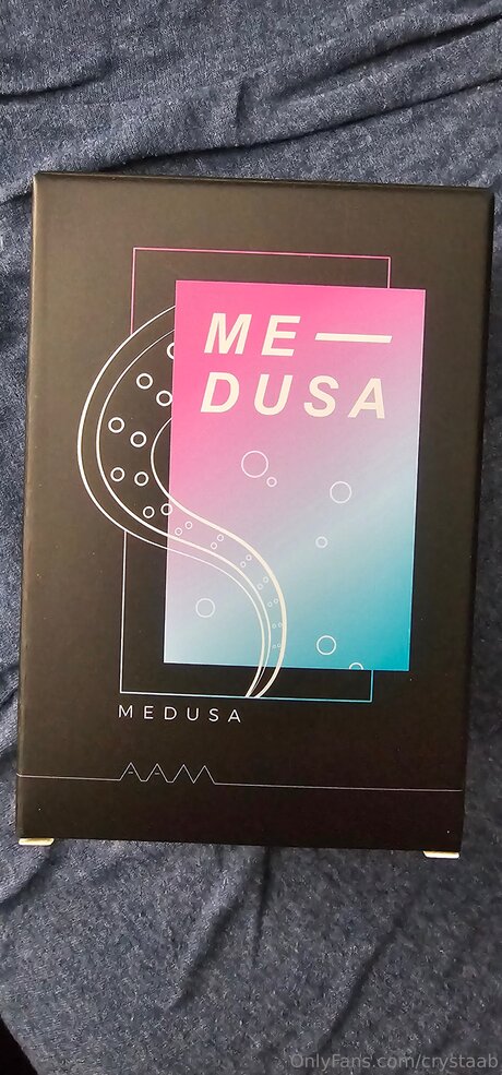 Crystaab model sexy pictures