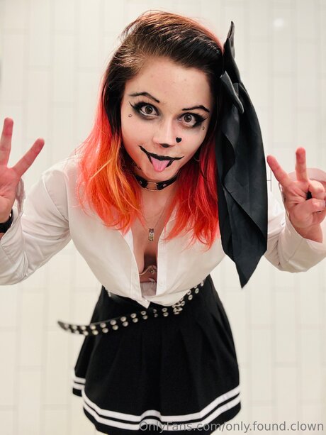 mirror onlyfans sexy photo