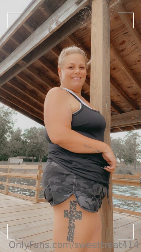 petite latina onlyfans art naked gallery