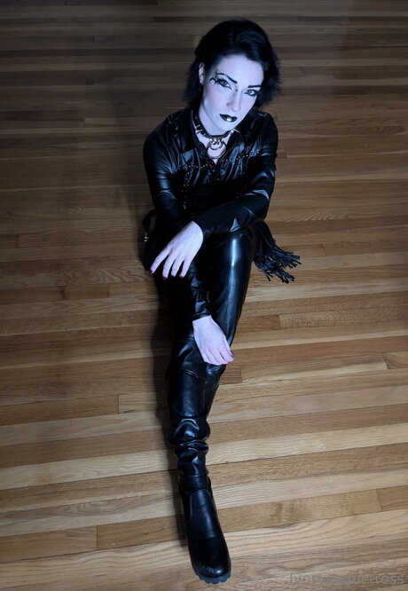 Ivoryseductress model hot archive