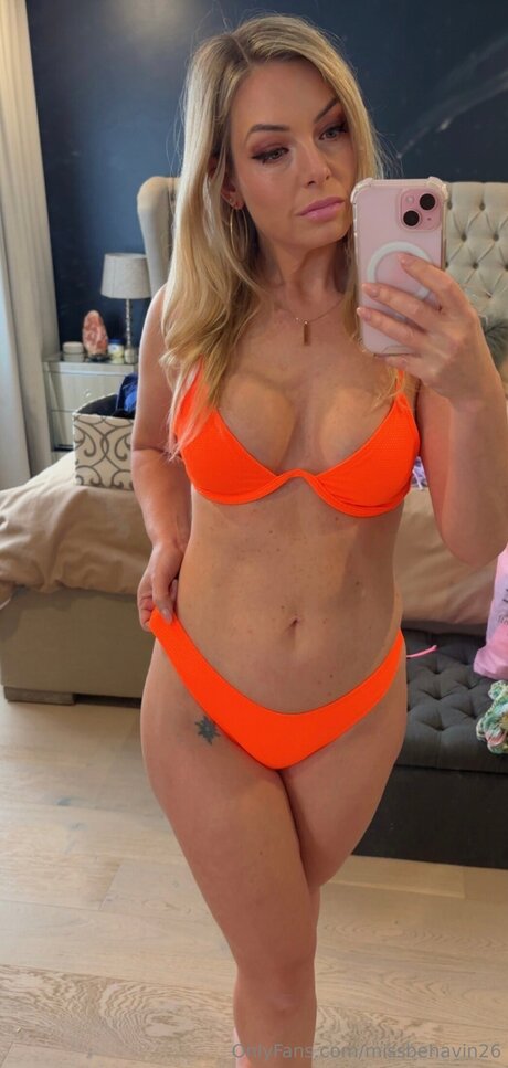 Missbehavin26 nice star img