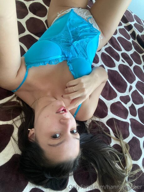 Hannahweber pornstar exclusive image