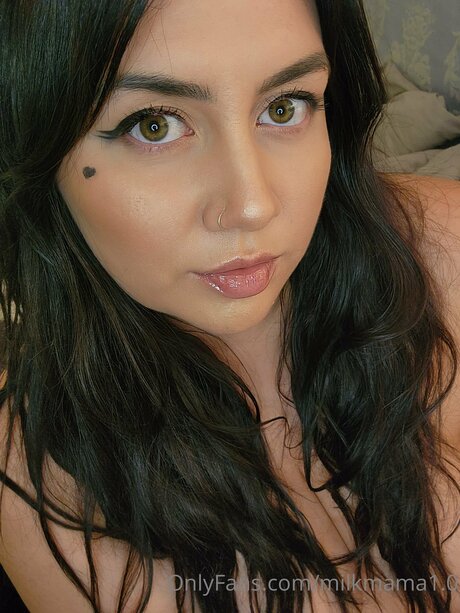 Milkmama1 0 model naked image