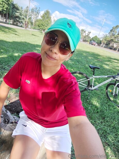 Eleonhot exclusive pornstar pic