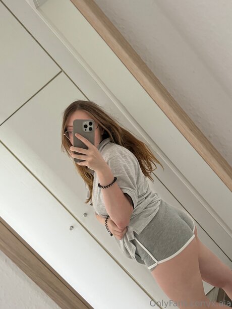 X Aia pornstar nice gallery