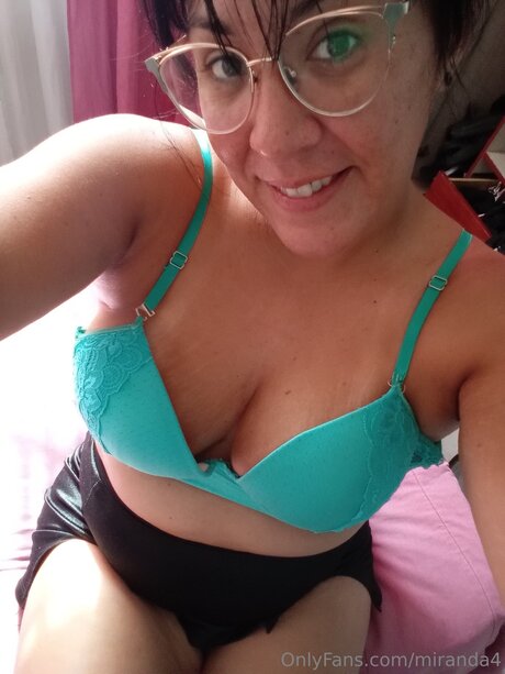 Miranda4 pornstar exclusive pics