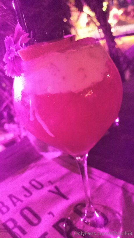 H0tdoll69 beautiful pornstar photo