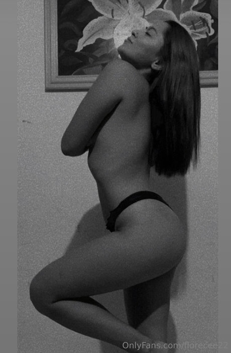 Florecee22 xxx star galleries