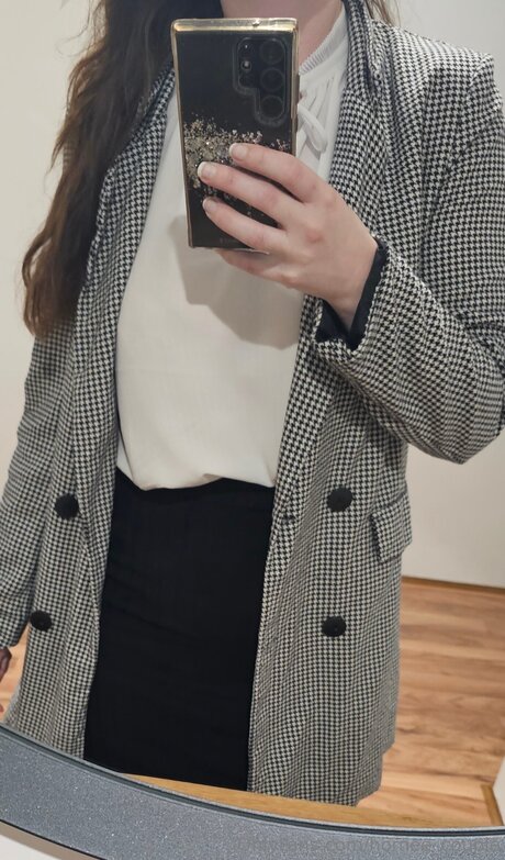 busty mom onlyfans hot nude pics