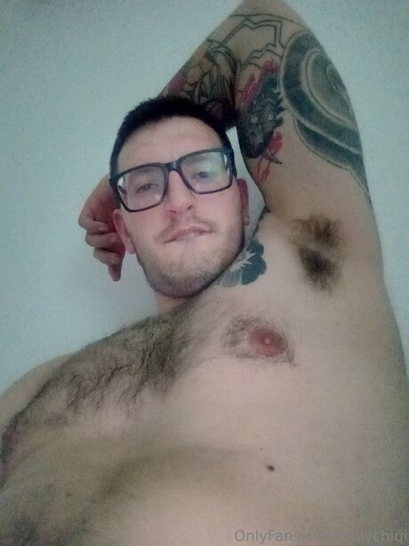 Onlychiqi pretty pornstar image