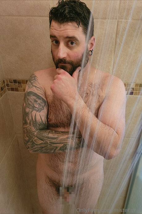 Mister Shai high quality model pics