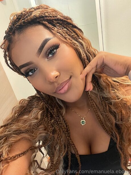 Emanuela Ebony pretty model galleries