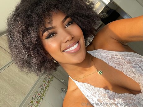 Emanuela Ebony porn model archive