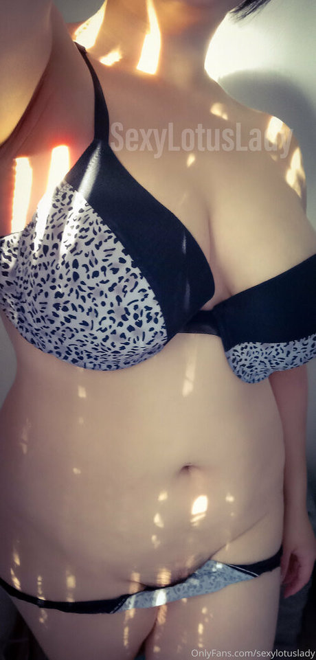 sexylotuslady nude star images