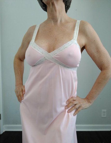 brown eyes kitty onlyfans beautiful xxx photo