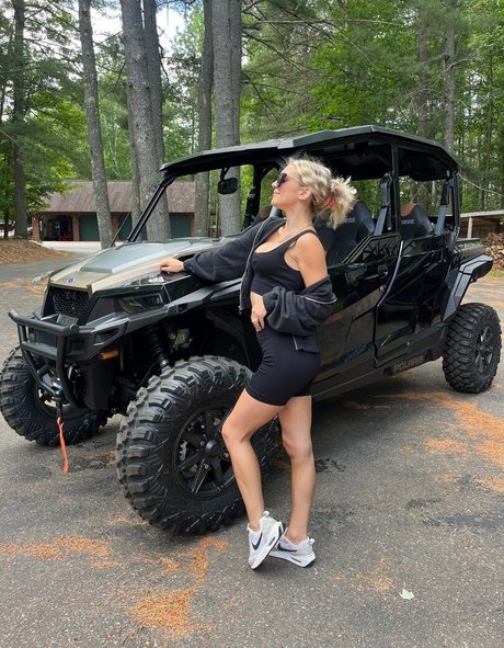 beautiful face onlyfans nude images