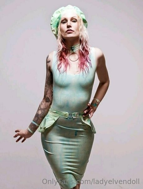 ladyelvendoll exclusive star image