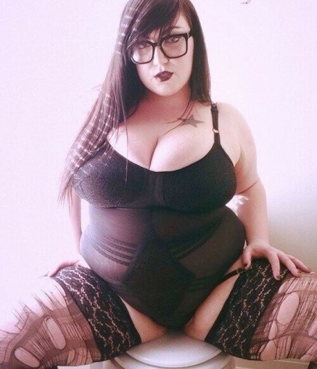 strip nude onlyfans art naked picture