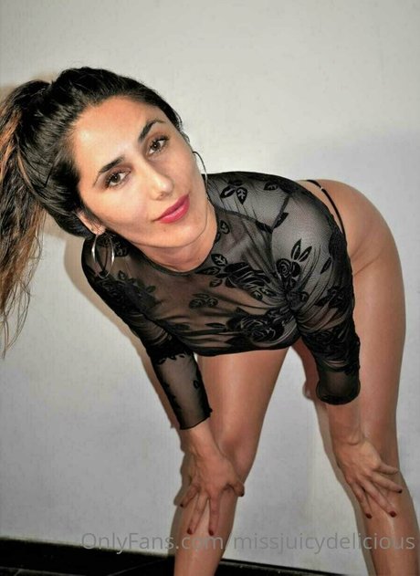 ladyjuicybrunette Best Profile Photo