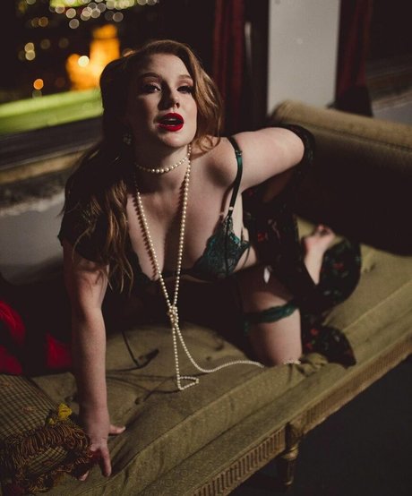 Blueeyedmelody best model images