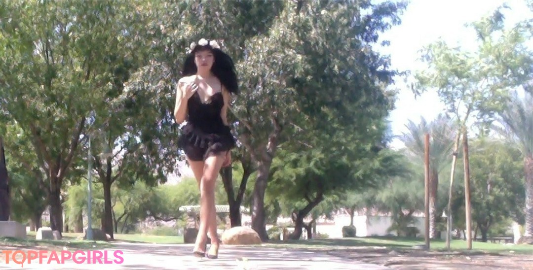 blonde trans onlyfans erotic pics