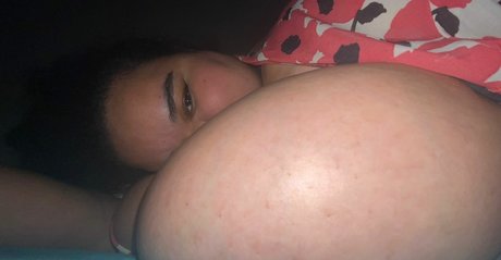 Thalia Brandao sexy star pics