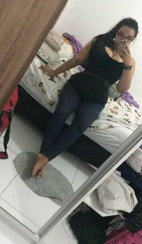 Thalia Brandao art star photo