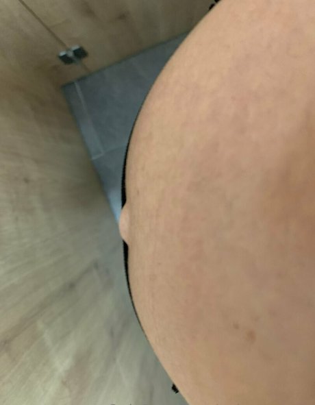 beach milf onlyfans art porn archive