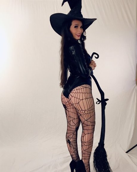 Caroangulito Cosplayer star hd galleries