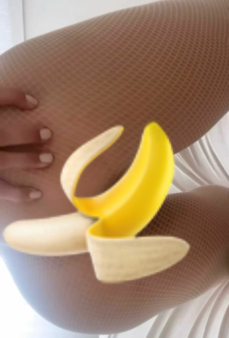 bikini model onlyfans beautiful pics