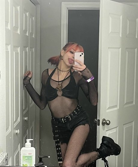 manicpixieagony model art pictures