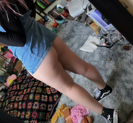 Strawbre high quality pornstar pic