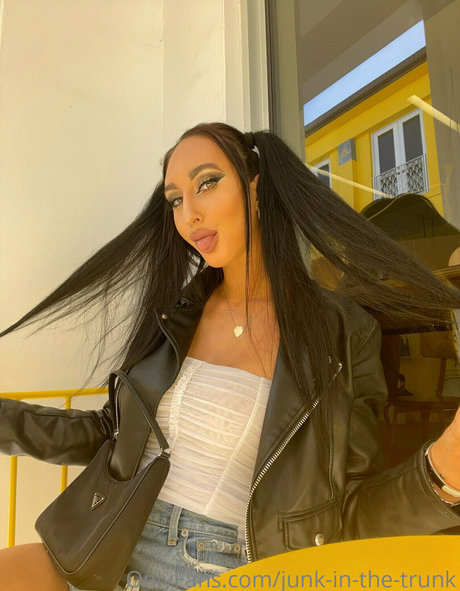 shemale outdoor onlyfans exclusive photos