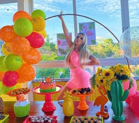 Larissa Rovetta pornstar art pics